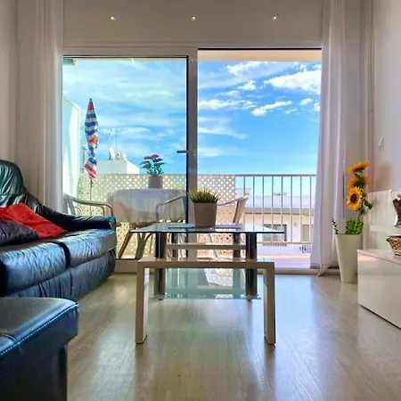 Beachfront カステルデフェルス