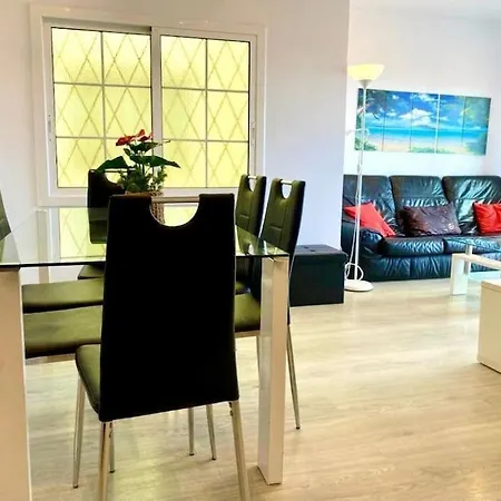 Beachfront Apartment *